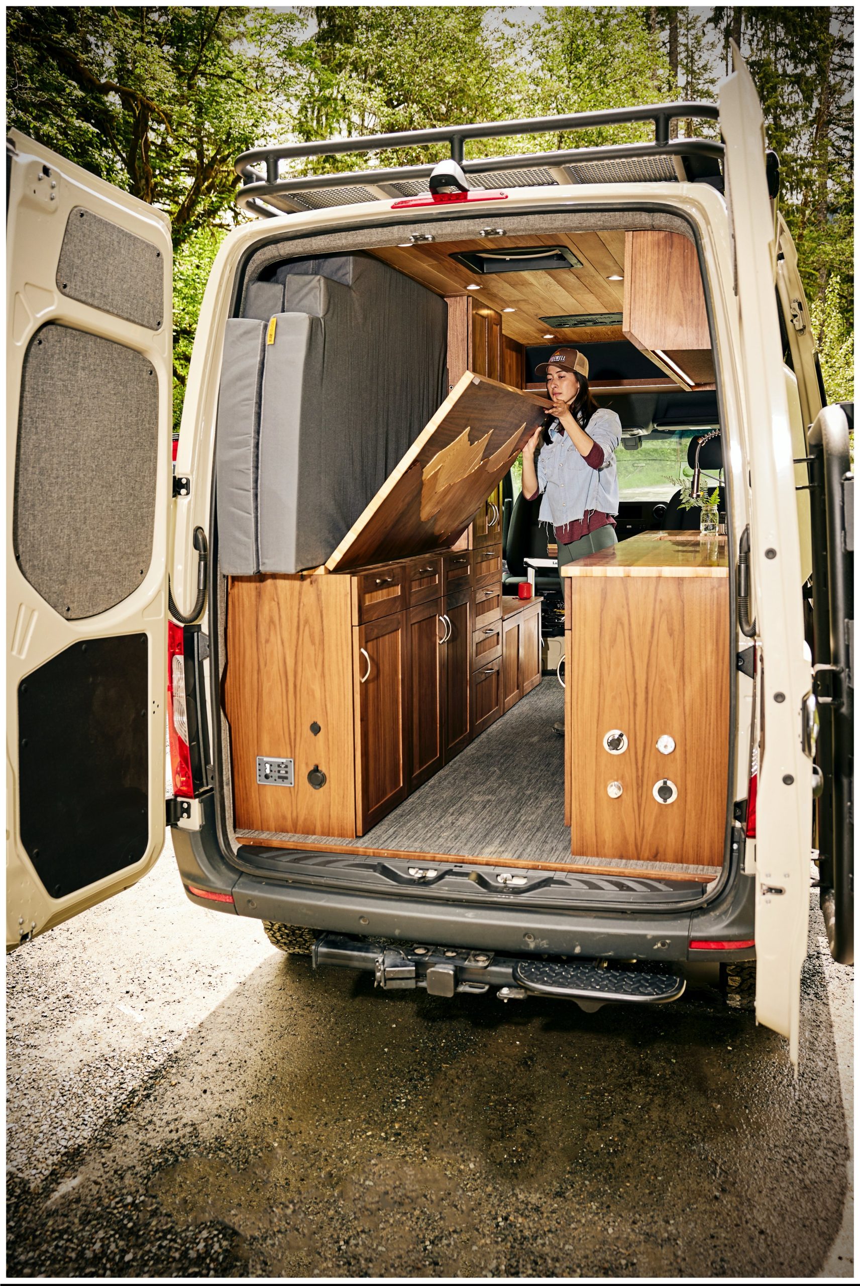 Photo Courtesy of Rydawell Builds